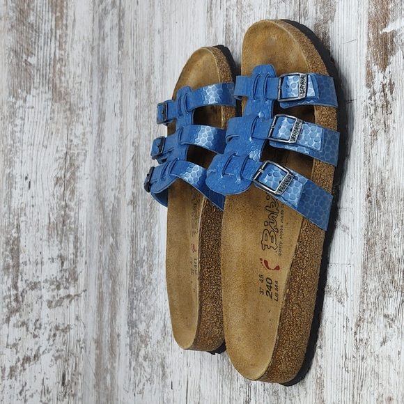 🟦Sz 37 Like New Birkenstock Blue Triple Strap Slide Sandal - Picture 10 of 16